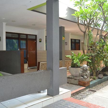 Hotel Aneka Baru Sleman  Exterior photo