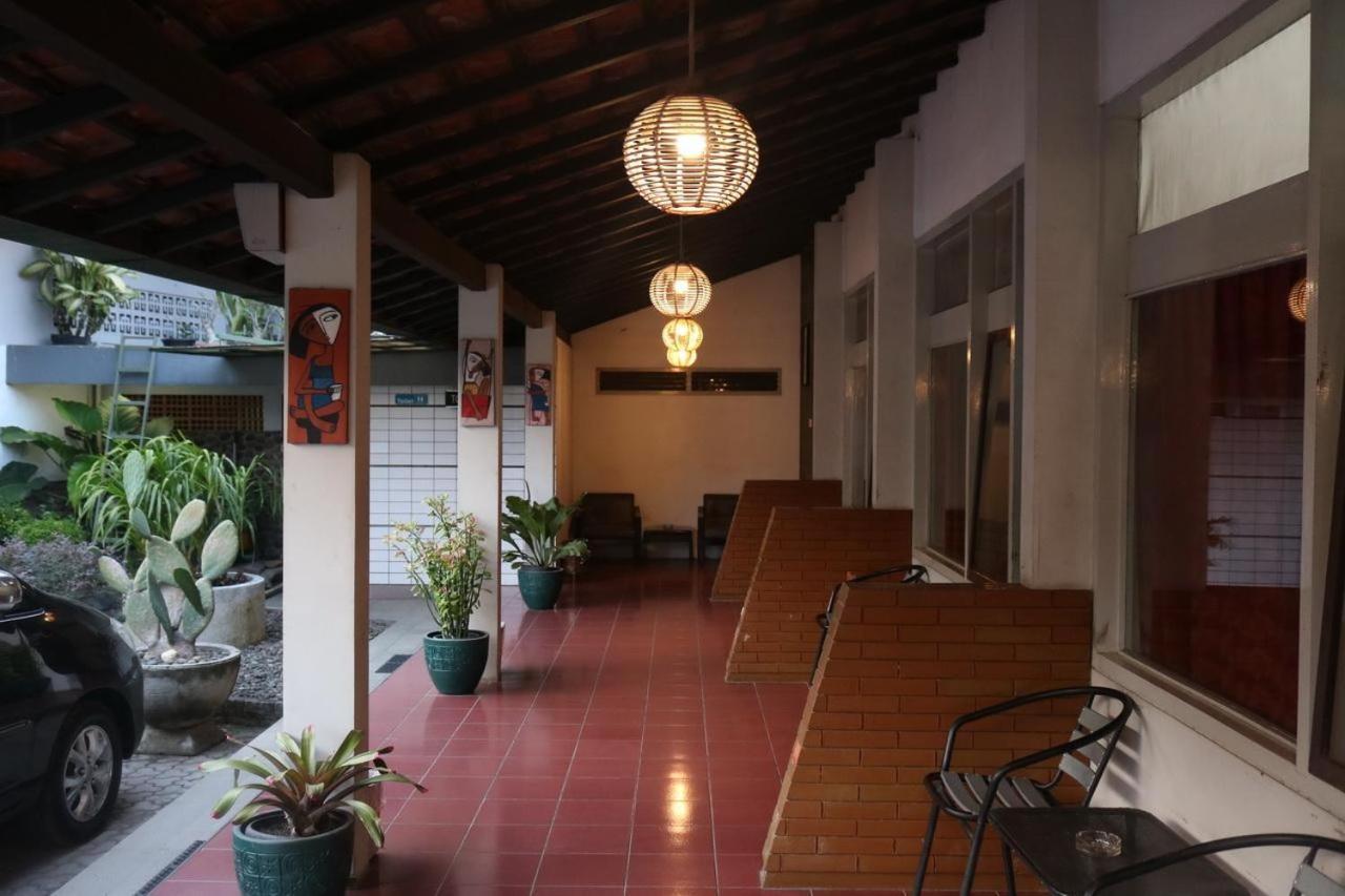 Hotel Aneka Baru Sleman  Exterior photo