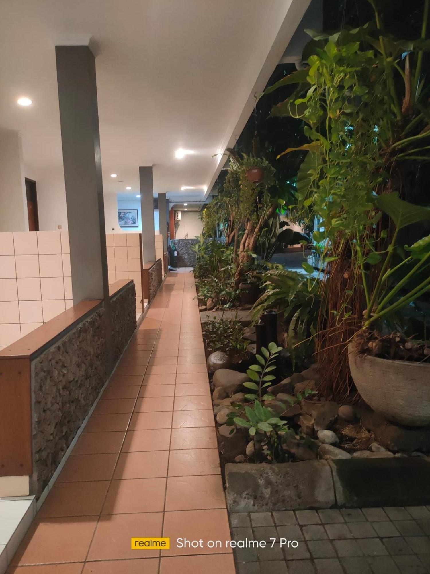 Hotel Aneka Baru Sleman  Exterior photo